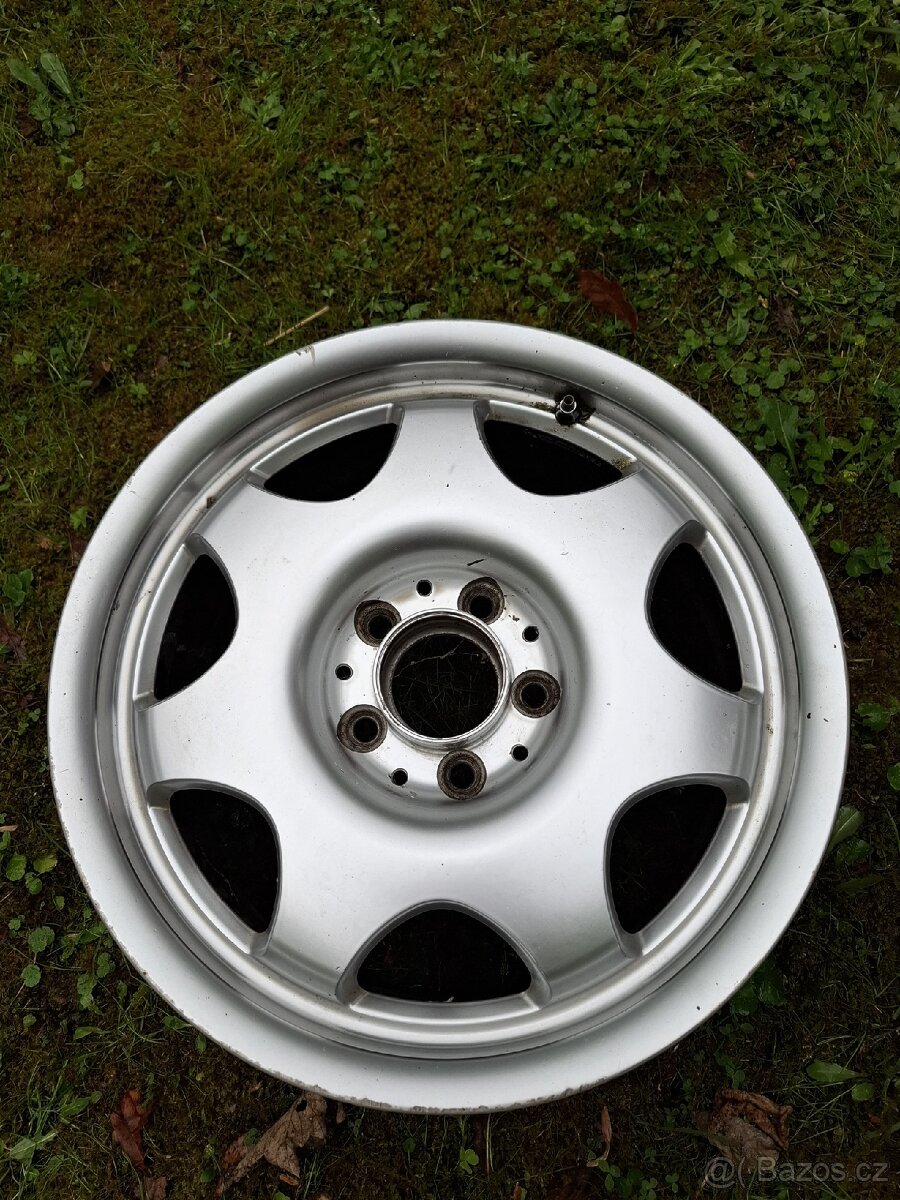 Kola W220