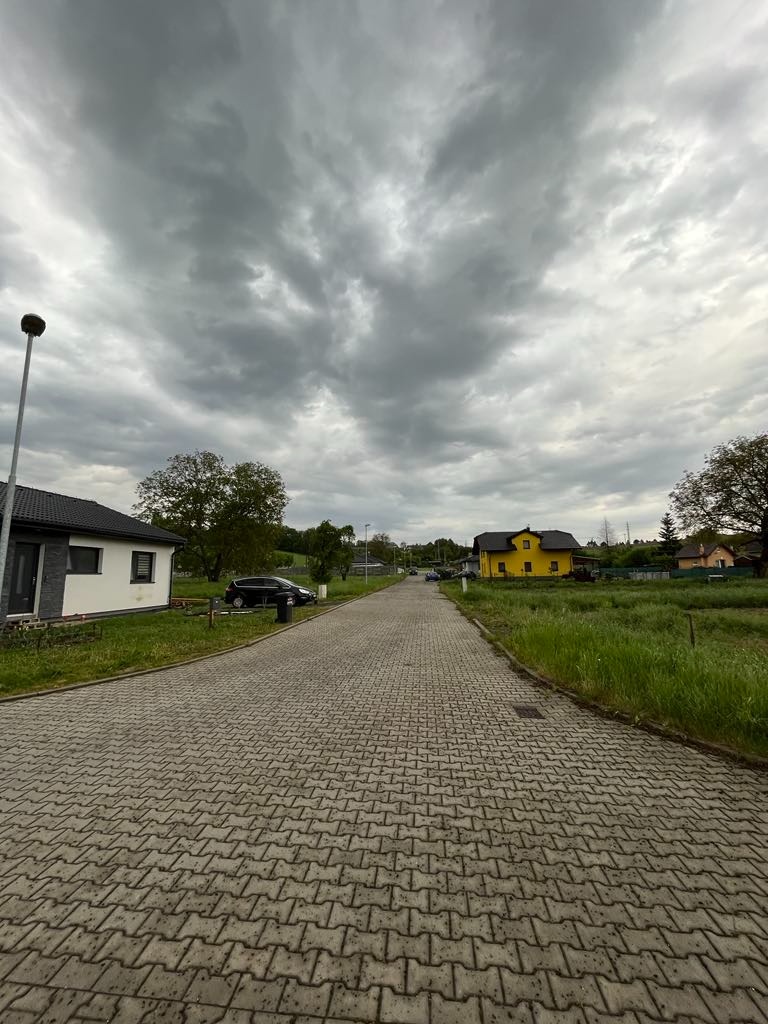 Prodej stavebního pozemku 1285 m²  Bílovec-Velké Albrechti