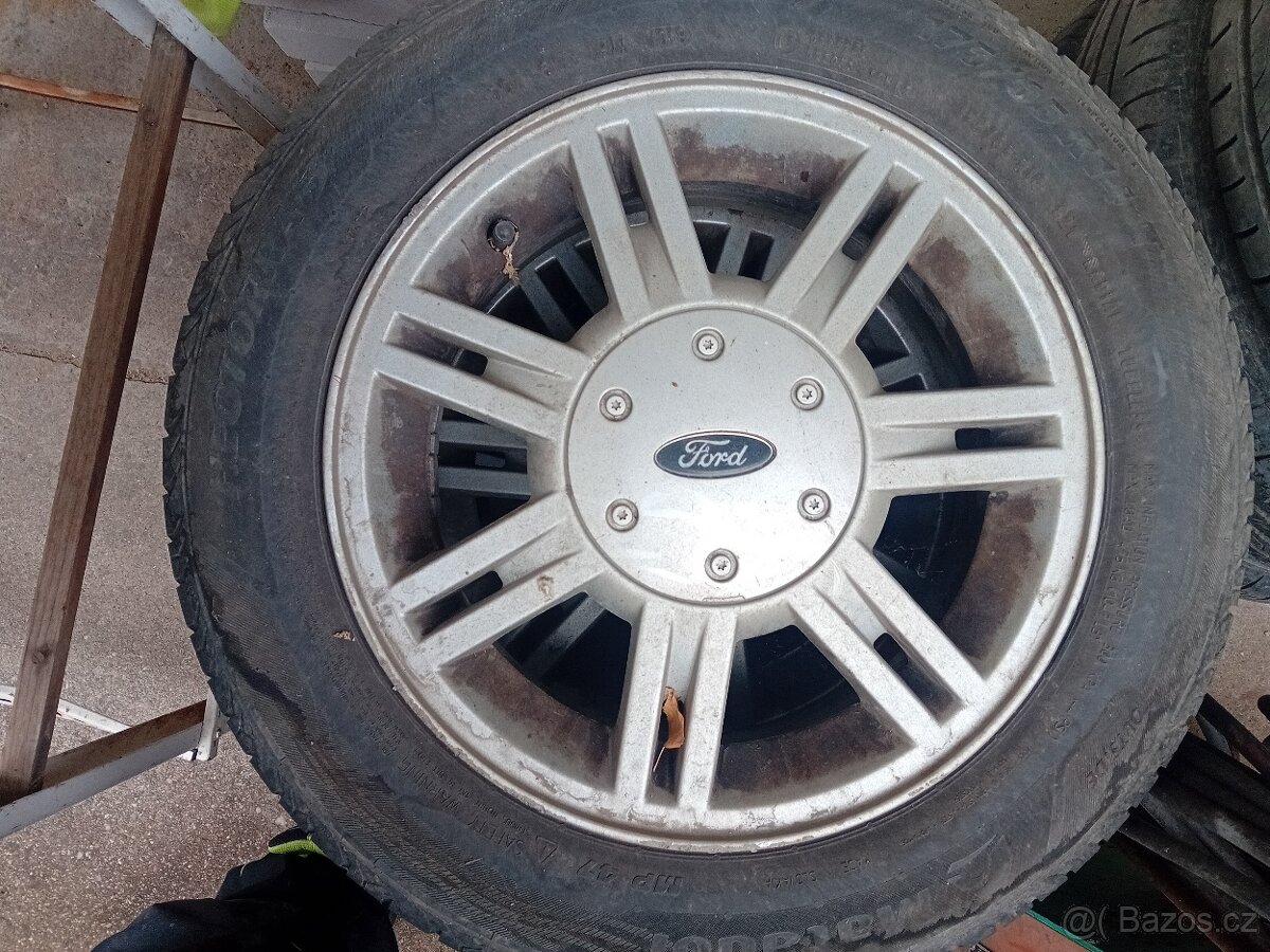Alu kola Ford, pneu 175/65 r14