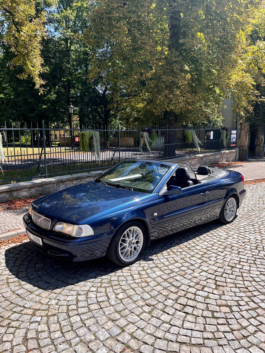 Volvo C70 cabrio 2,4t 147 kw - nová střecha