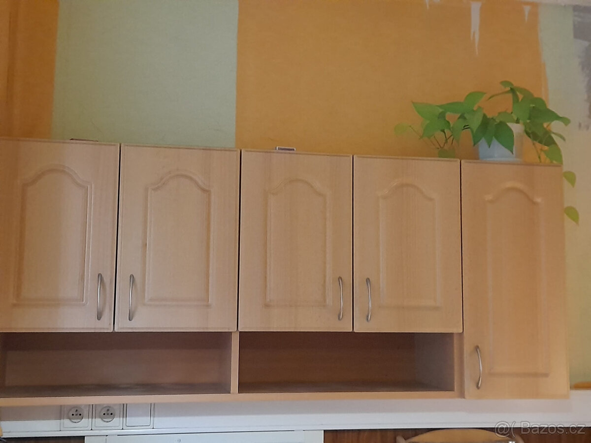 Kuchyňská skříňka + MDF dvířka
