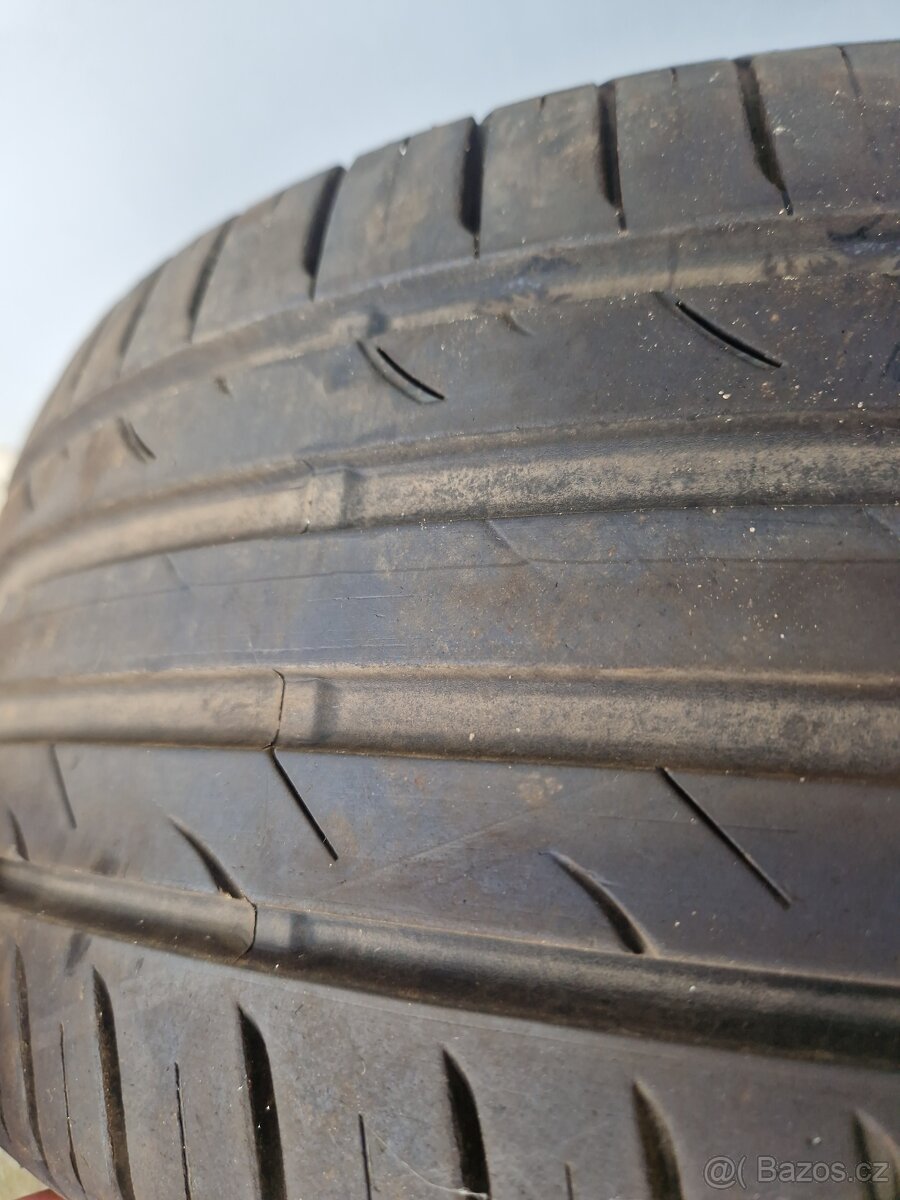 LETNÍ PNEU 215/45 R16