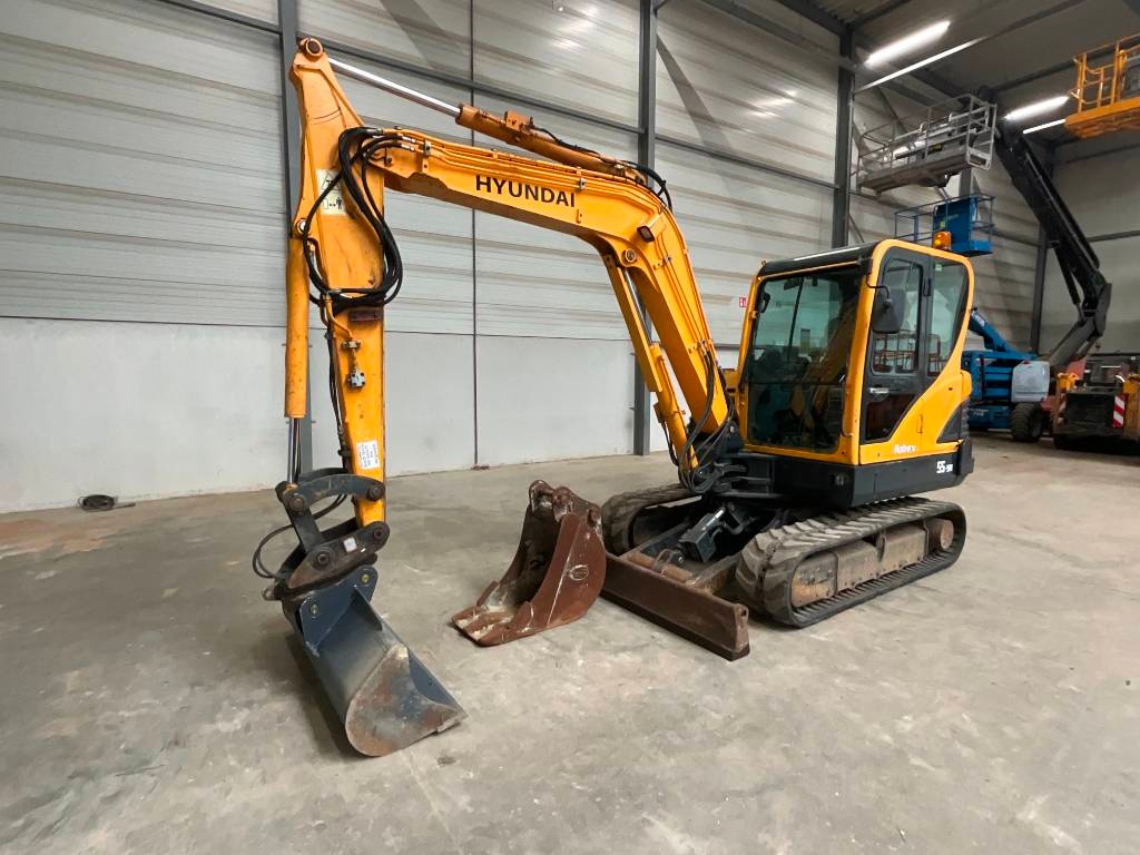 Bagr Hyundai Robex 55-9 A