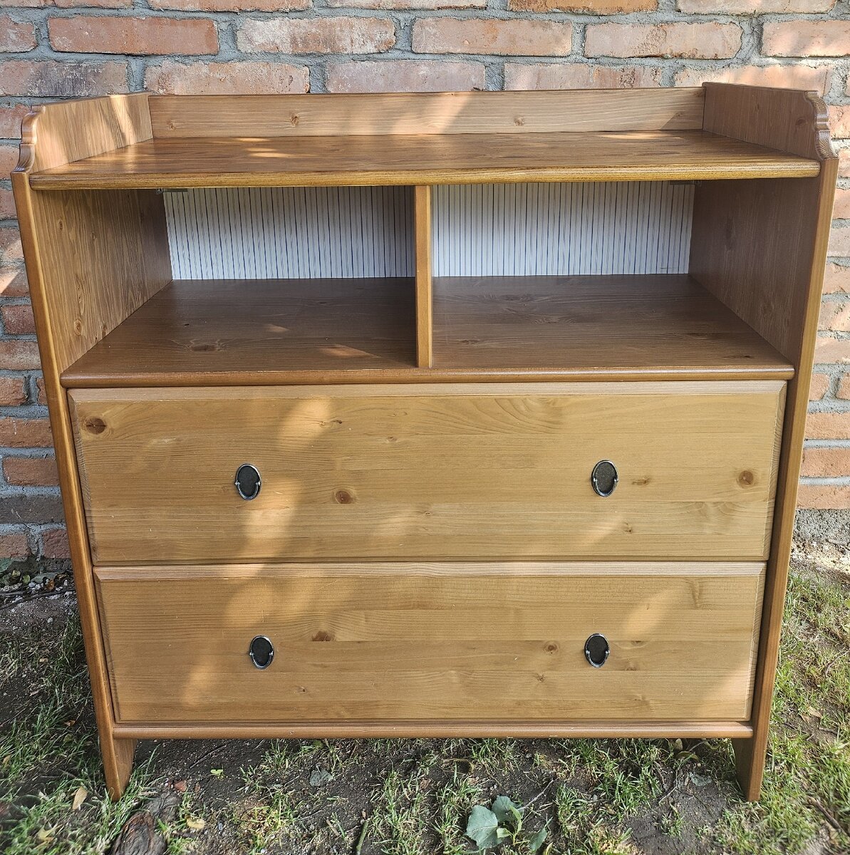 Komoda Ikea Leksvik mořidlo antik
