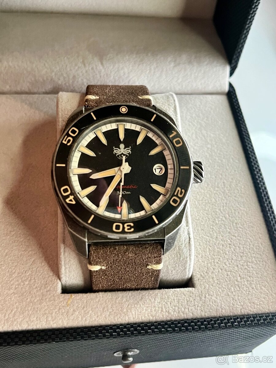 Potápěčské automatické hodinky Phoibos Proteus 42mm, vodotěs