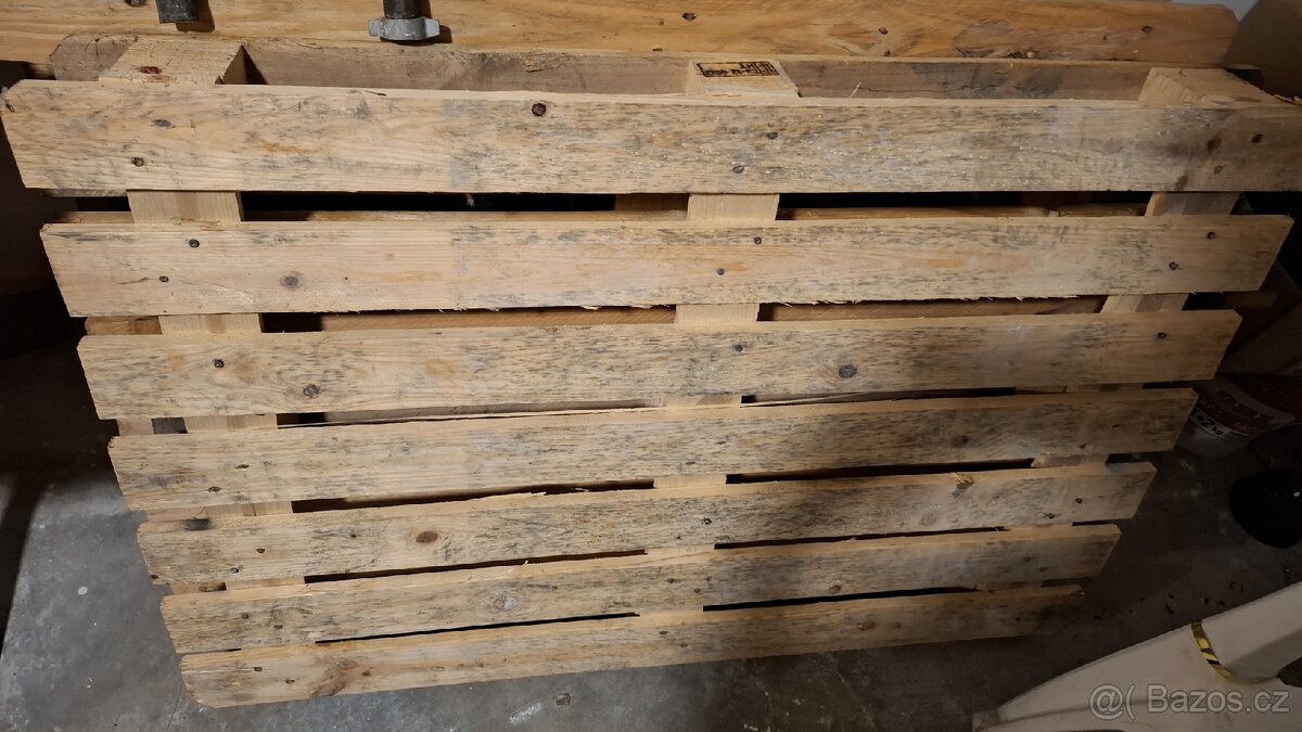 Prodám palety - 150 Kč za 3ks