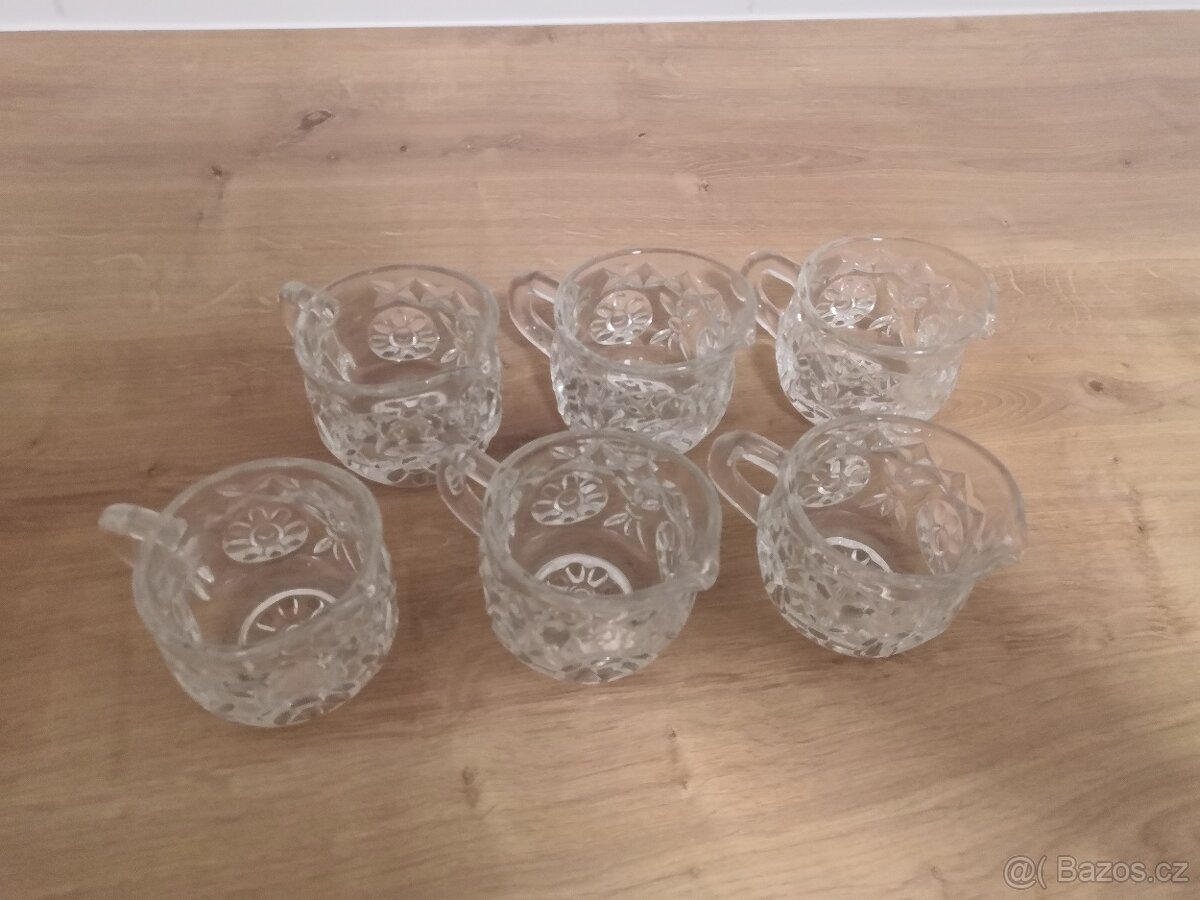 SADA 6 KS MINIDŽBÁNKŮ/SKLENIČEK
