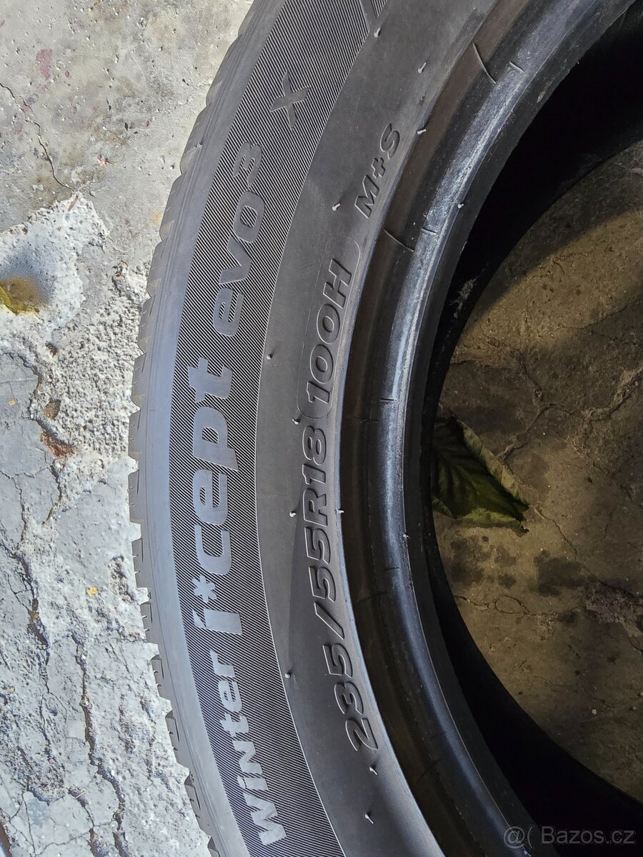 Zimní pneu 4 ks Hankook Winter icept Evo3 X 235/55 R18 100H