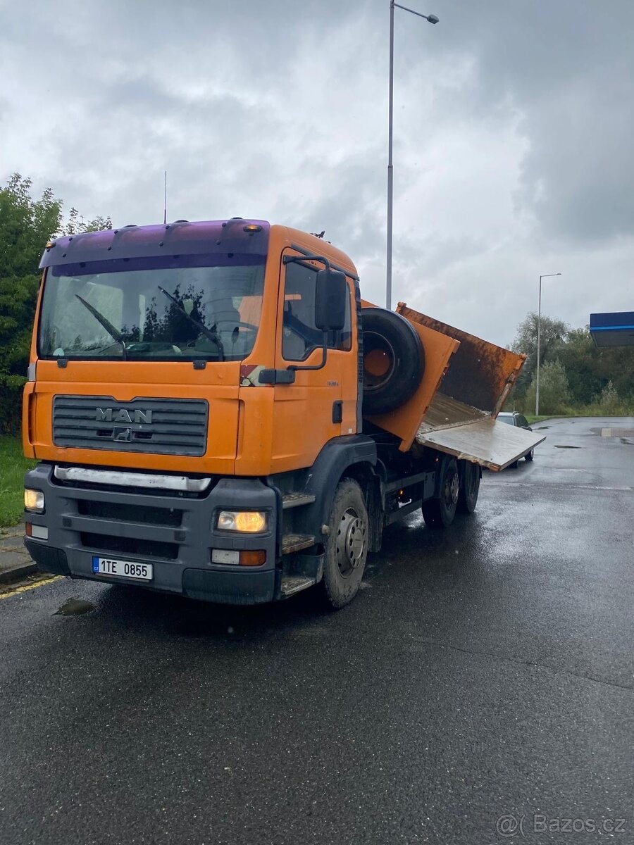 MAN sklápěč 6x2