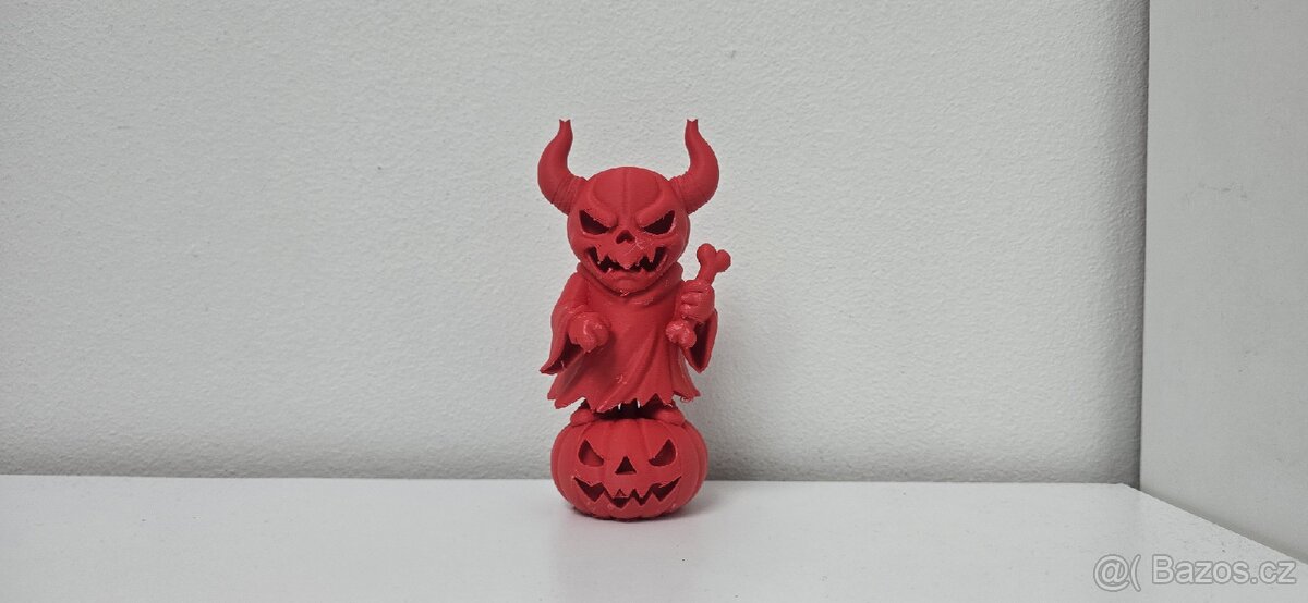 3D tištěná halloweenská figurka ďábla na dýni