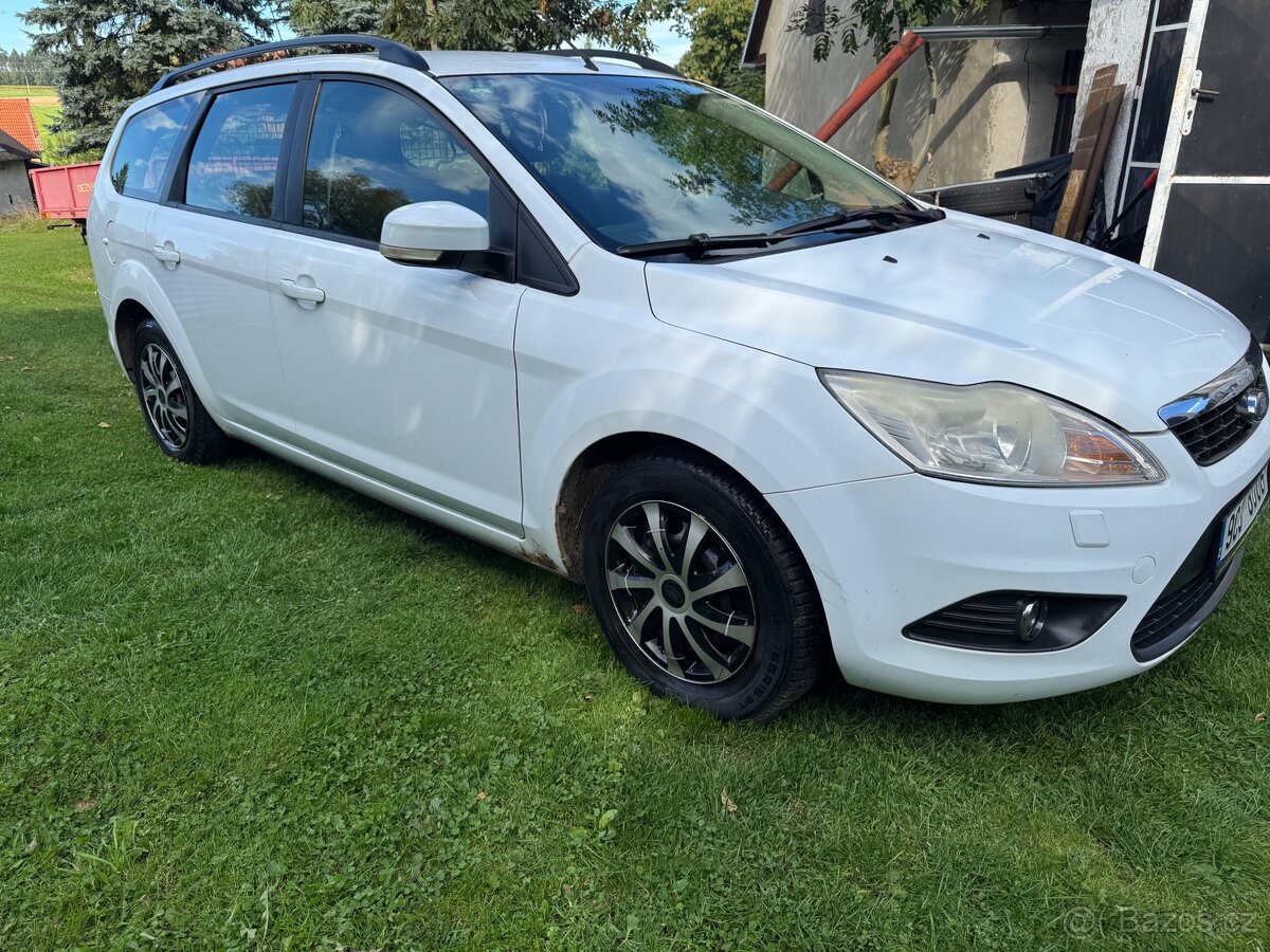 Ford Focus 1.6 74 kw benzín