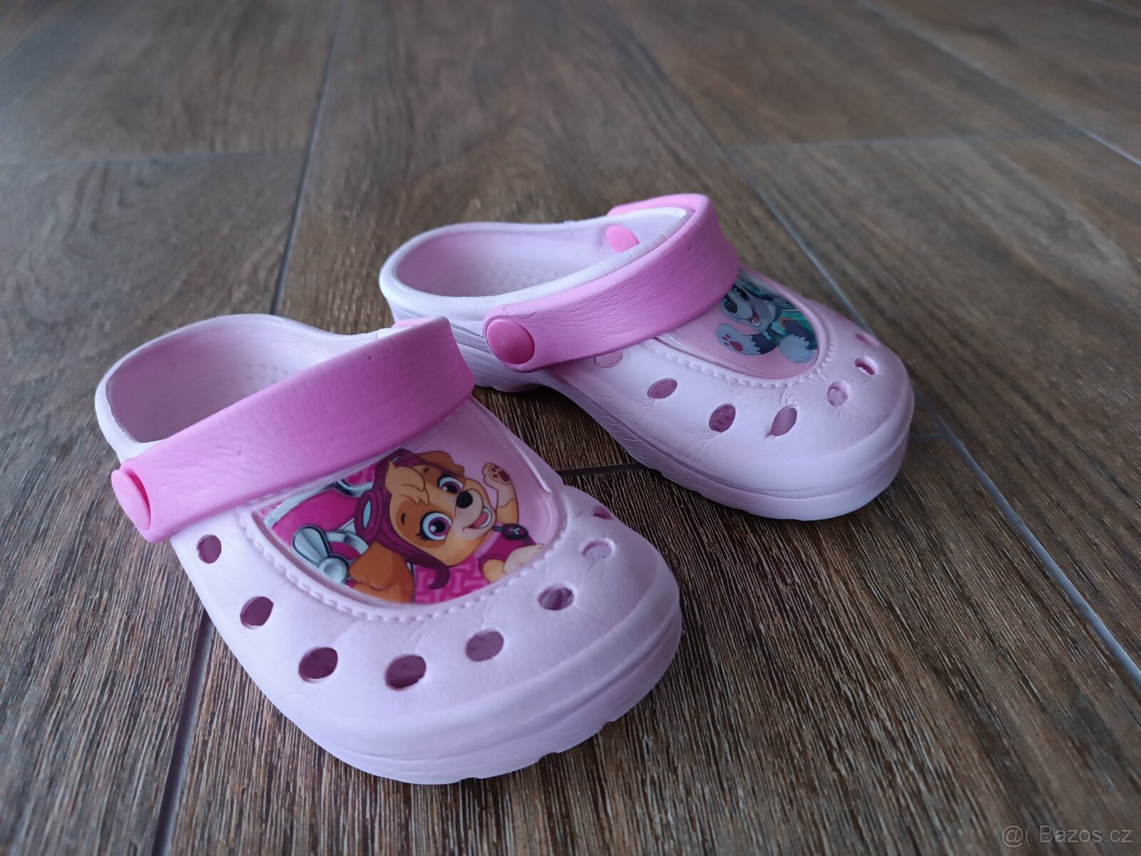 Dětské pantofle/sandálky vel. 25