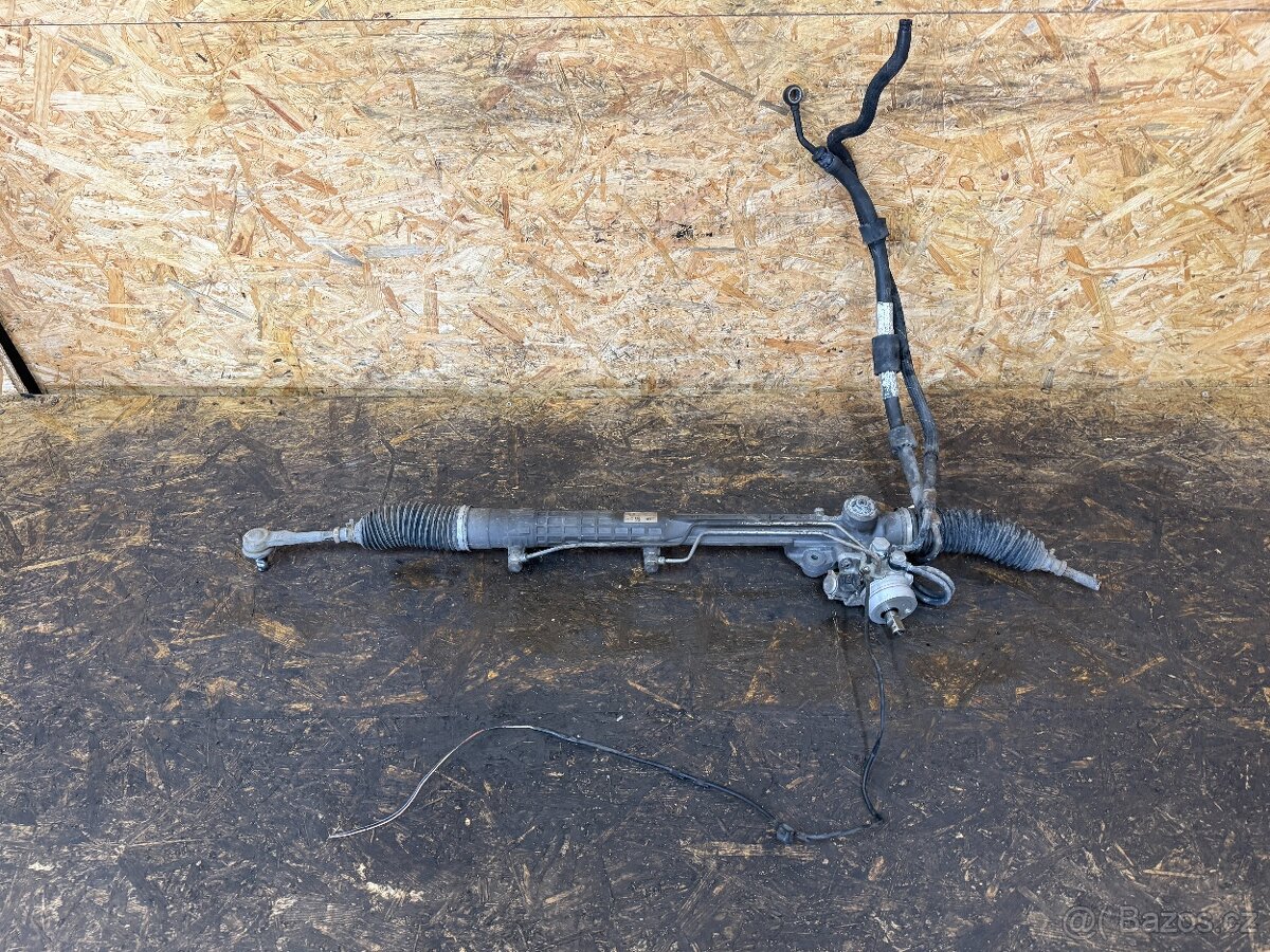 HŘEBEN ŘÍZENÍ SERVO ŘÍZENÍ AUDI A6 4F 4F1422066