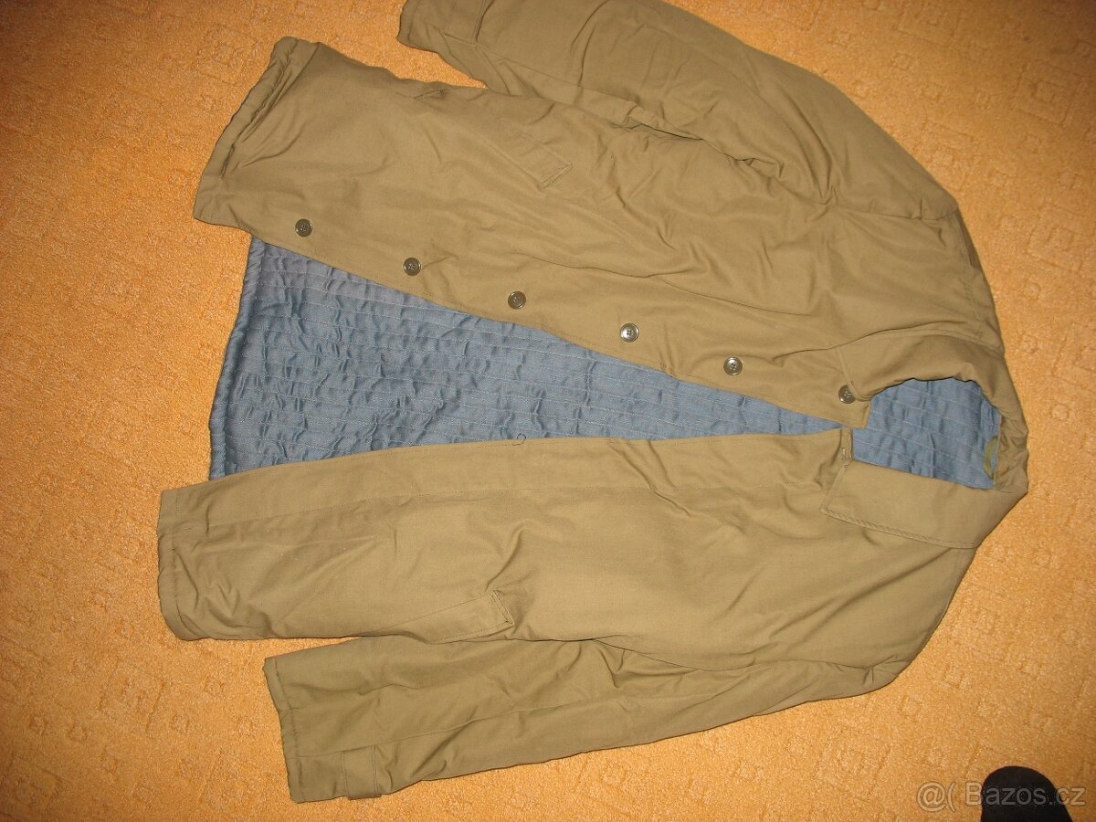 Kabáty vatované zimní nové.