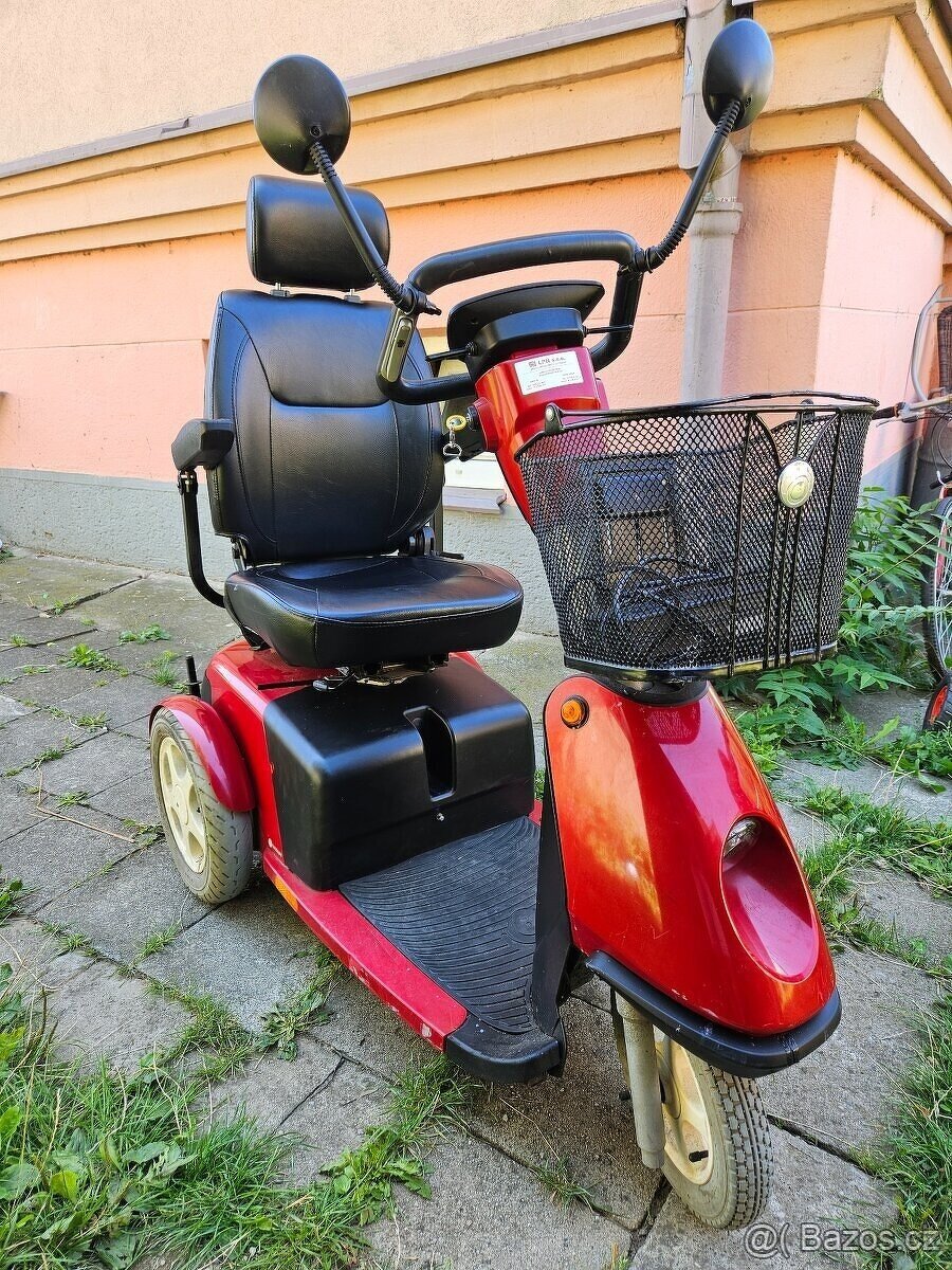 INVALIDNÍ VOZÍK ELEKTRO TROJKOLKA