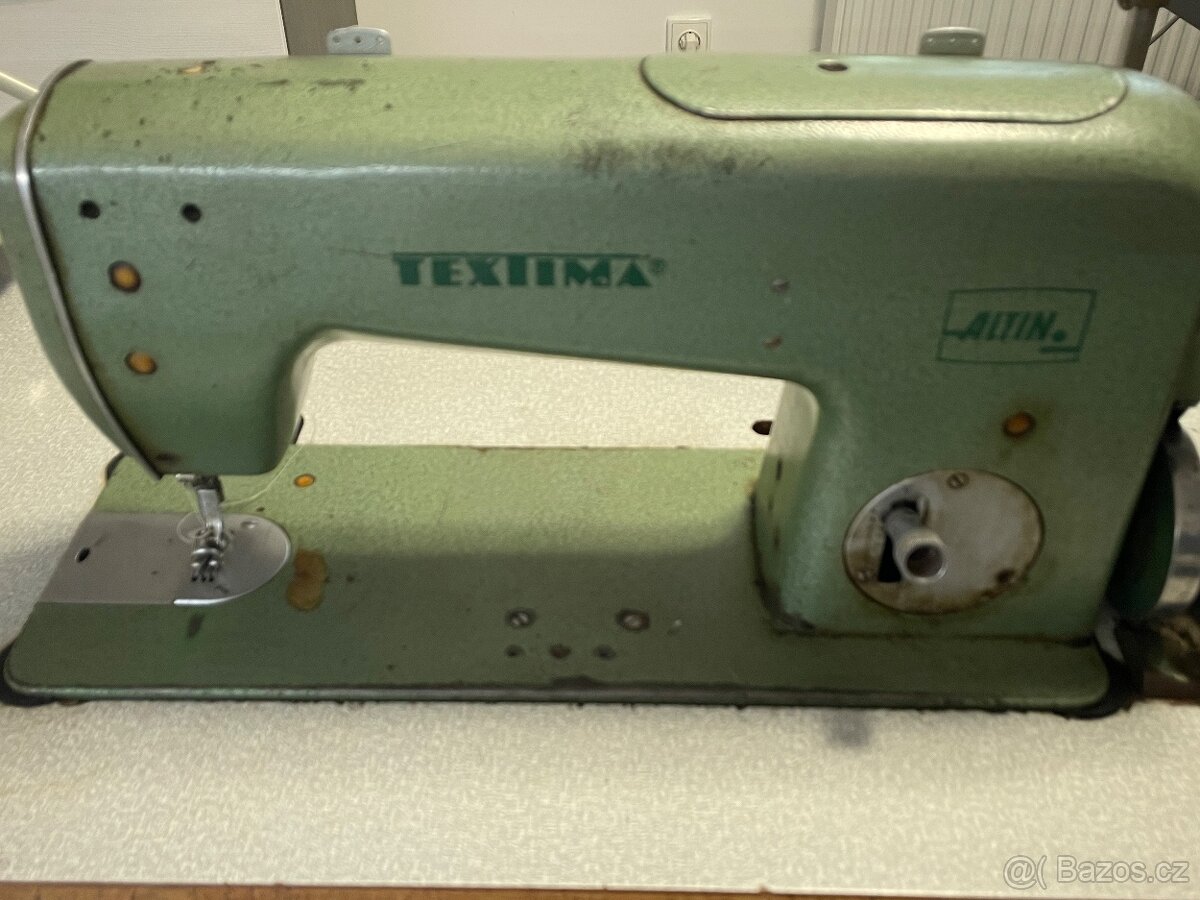 Průmyslový šicí stroj Textima