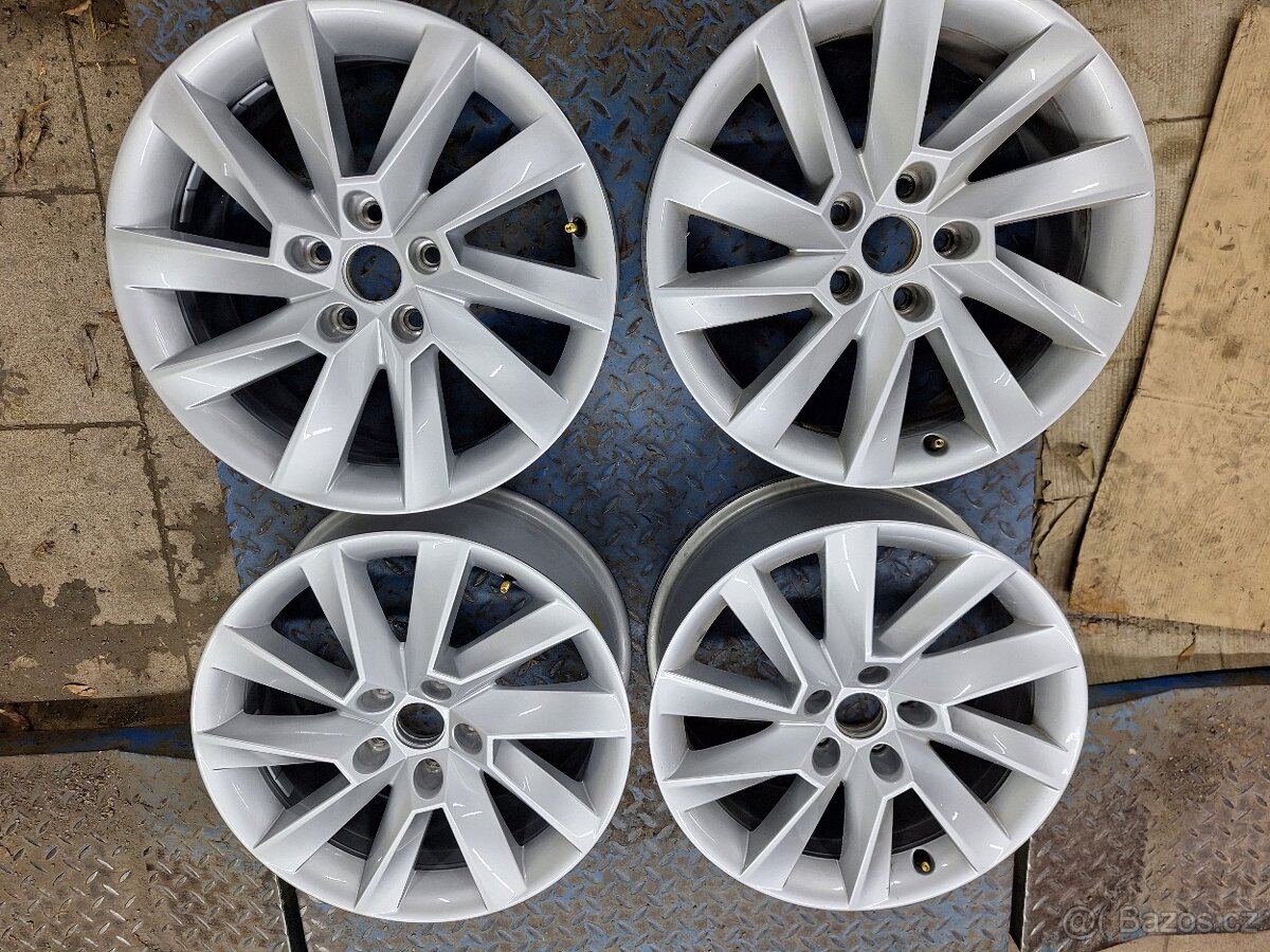 Prodam origo alu kola škoda superb III Stratos 5x112 r17