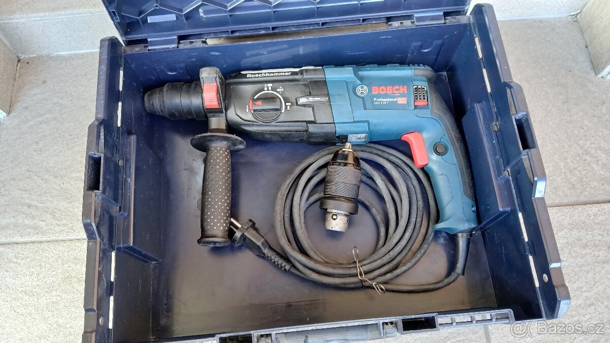 Kombinované kladivo Bosch