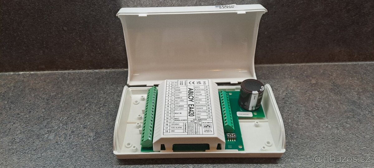 ASSA ABLOY EA420 je externí ústředna