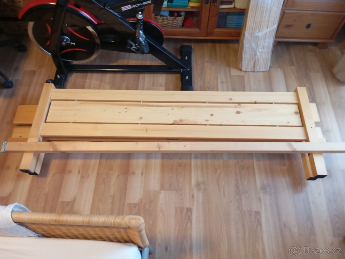 Postel masiv 160x200