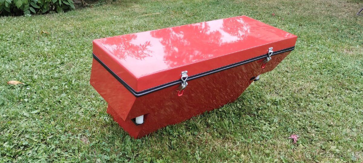 Bedna, úložný prostor Yanmar