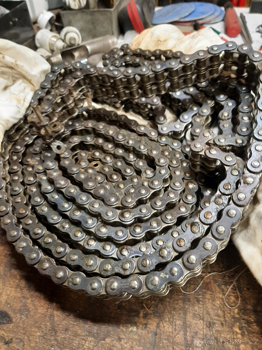 Válečkový řetěz