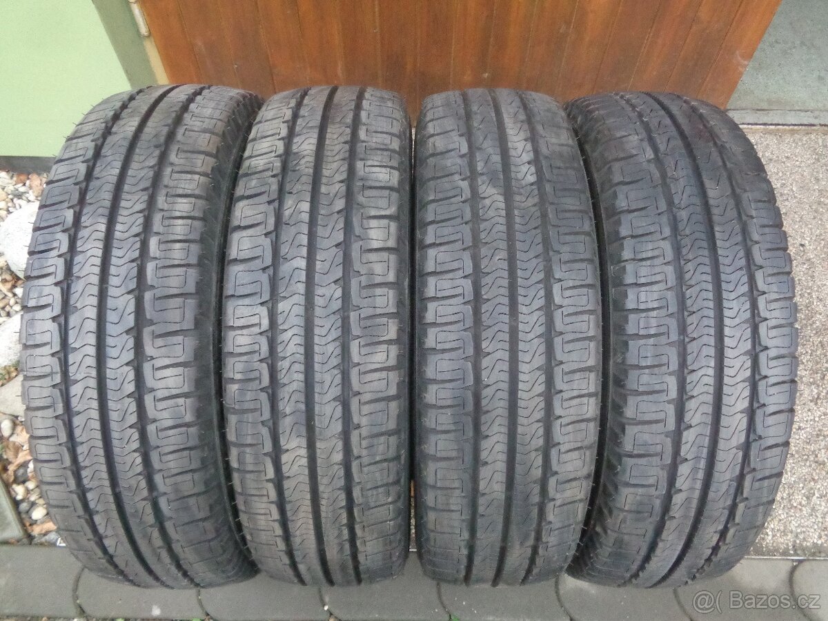 Letní pneu 225/75/16c R16C Michelin