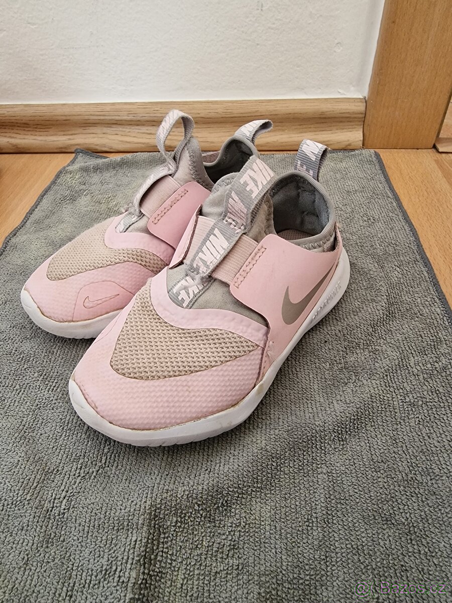 Tenisky Nike