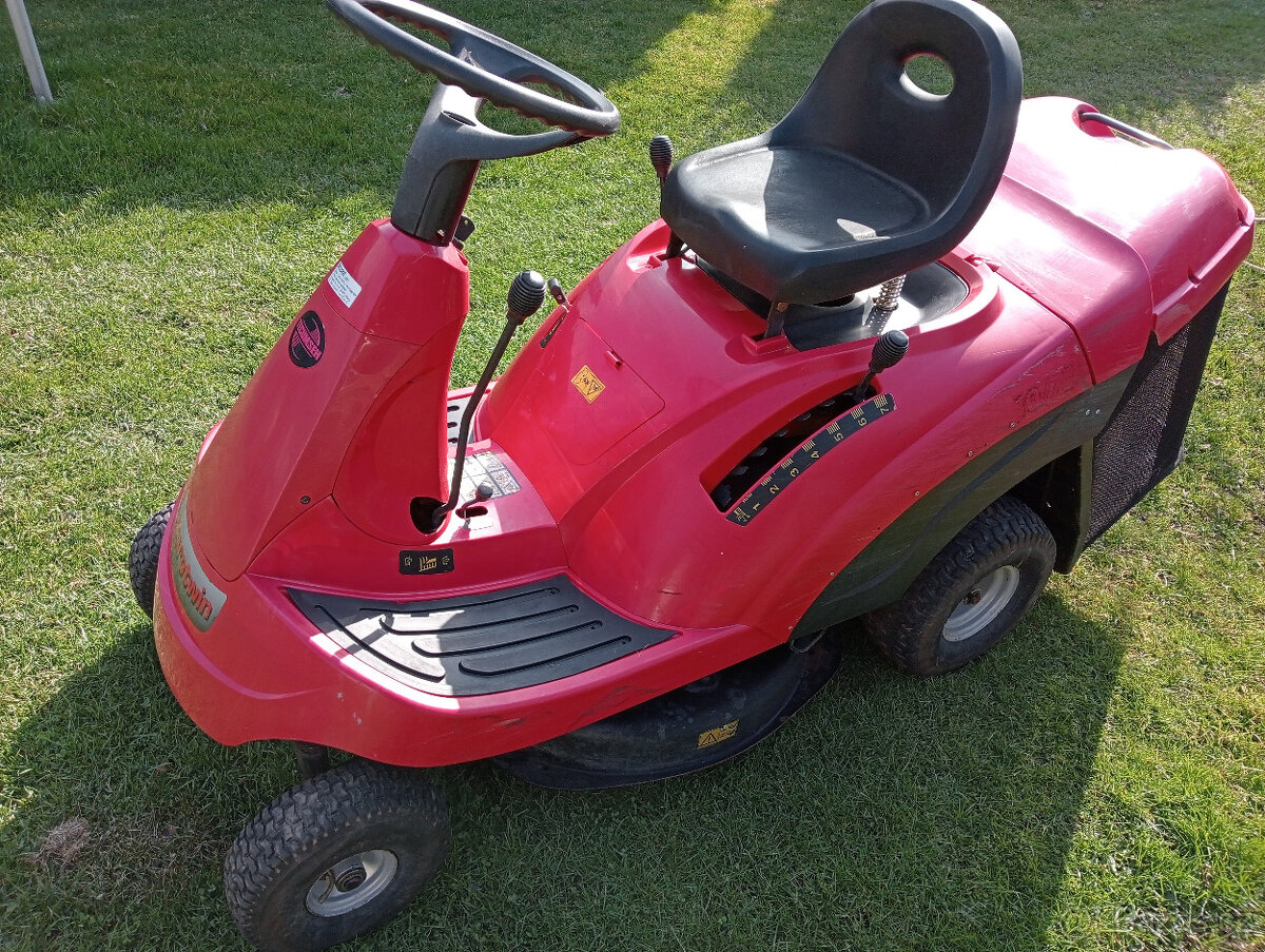 Prodám-zahradní traktor Rider CastelGarden F72