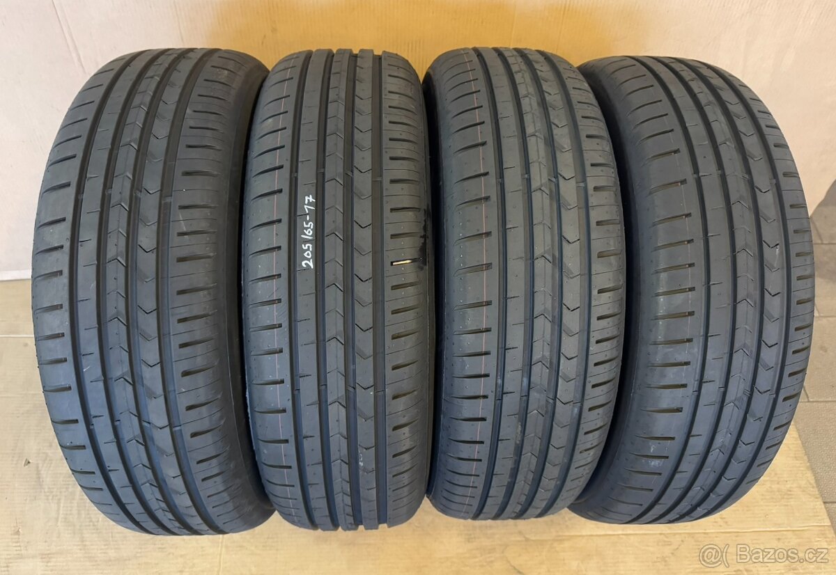 nové letní pneu 205/65-17 Vredestein