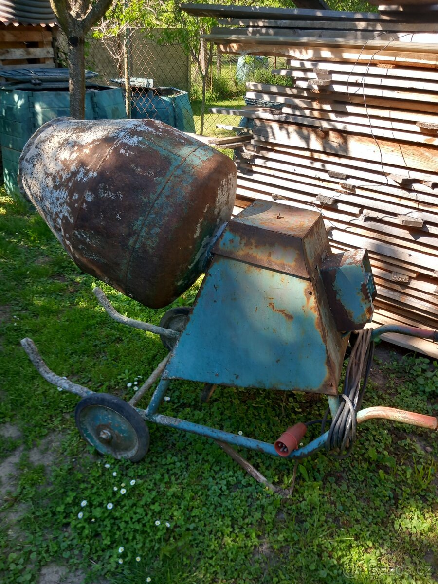 míchačka na 2 kolečka na 380v