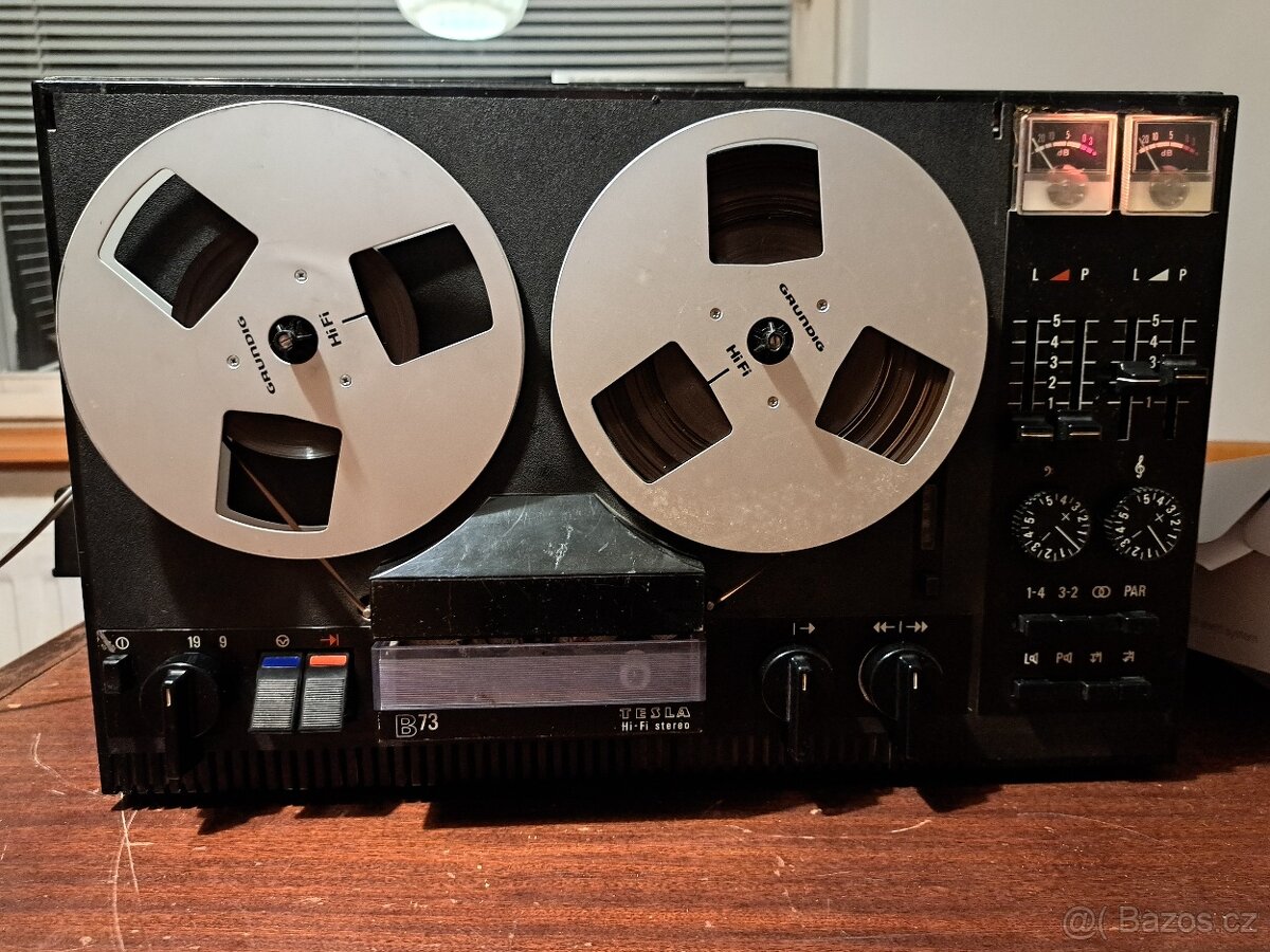 TESLA B73 Hi-Fi stereo - kotoučový magnetofon, plně funkční