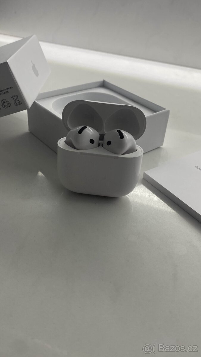 AirPods 4 anc