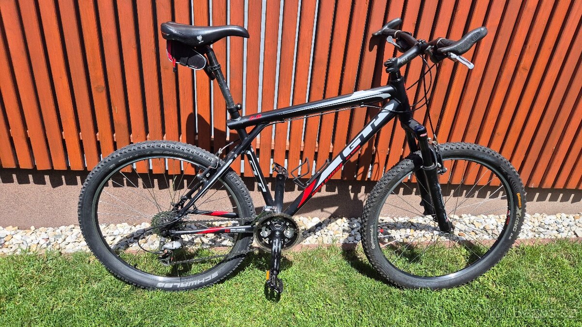Horské kolo GT Avalanche 2.0