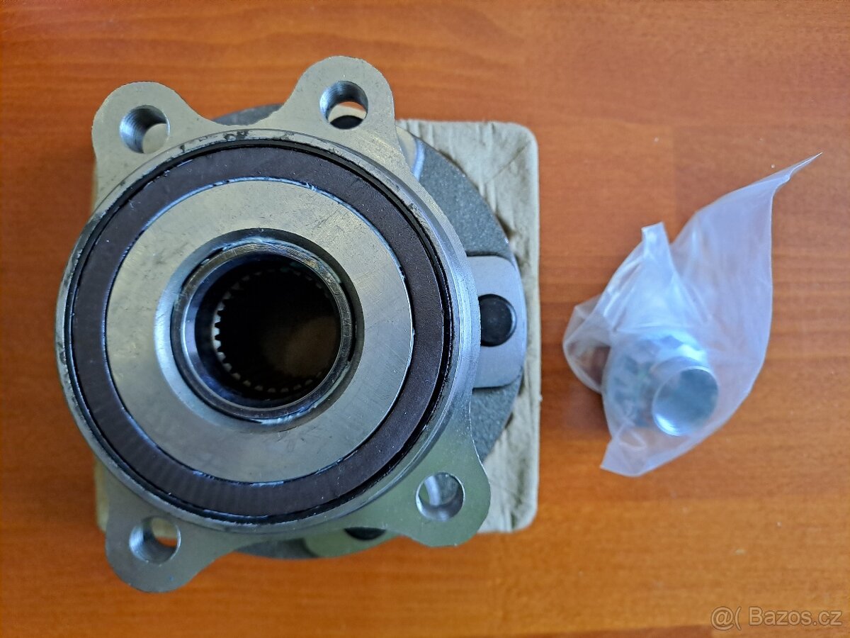 Toyota přední náboj s ABS, 4355002020,172485. FEBI