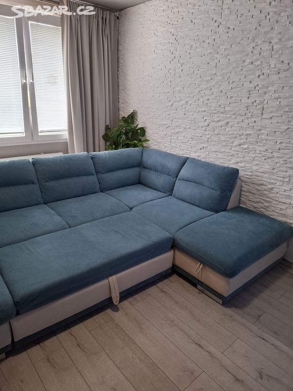 Zánovní rozkládací sedačka U 330×210×160 cm v perfektním sta