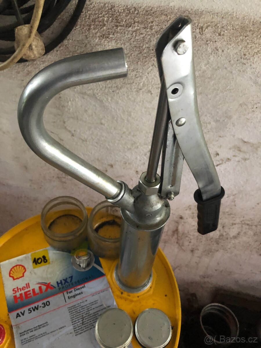 Čerpadlo ruční na olej 2x