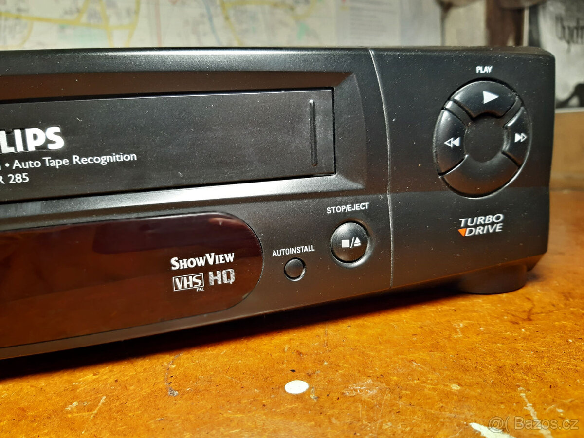 Funkční přehrávač VHS kazet Philips, perfektní stav