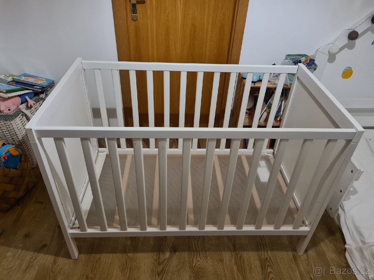 IKEA dětská postýlka SUNDVIK