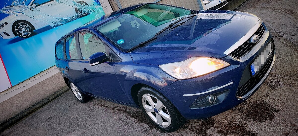 Ford focus facelift 1.6i benzín 74kw Rv 2008