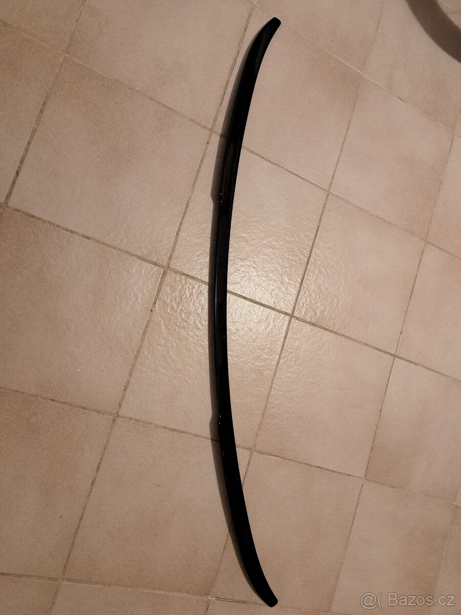 Spoiler na kufr BMW X6 G06 černý lesk