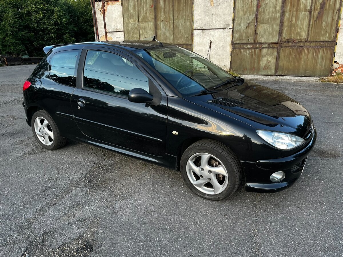 2005 PEUGEOT 206 1.4 8V