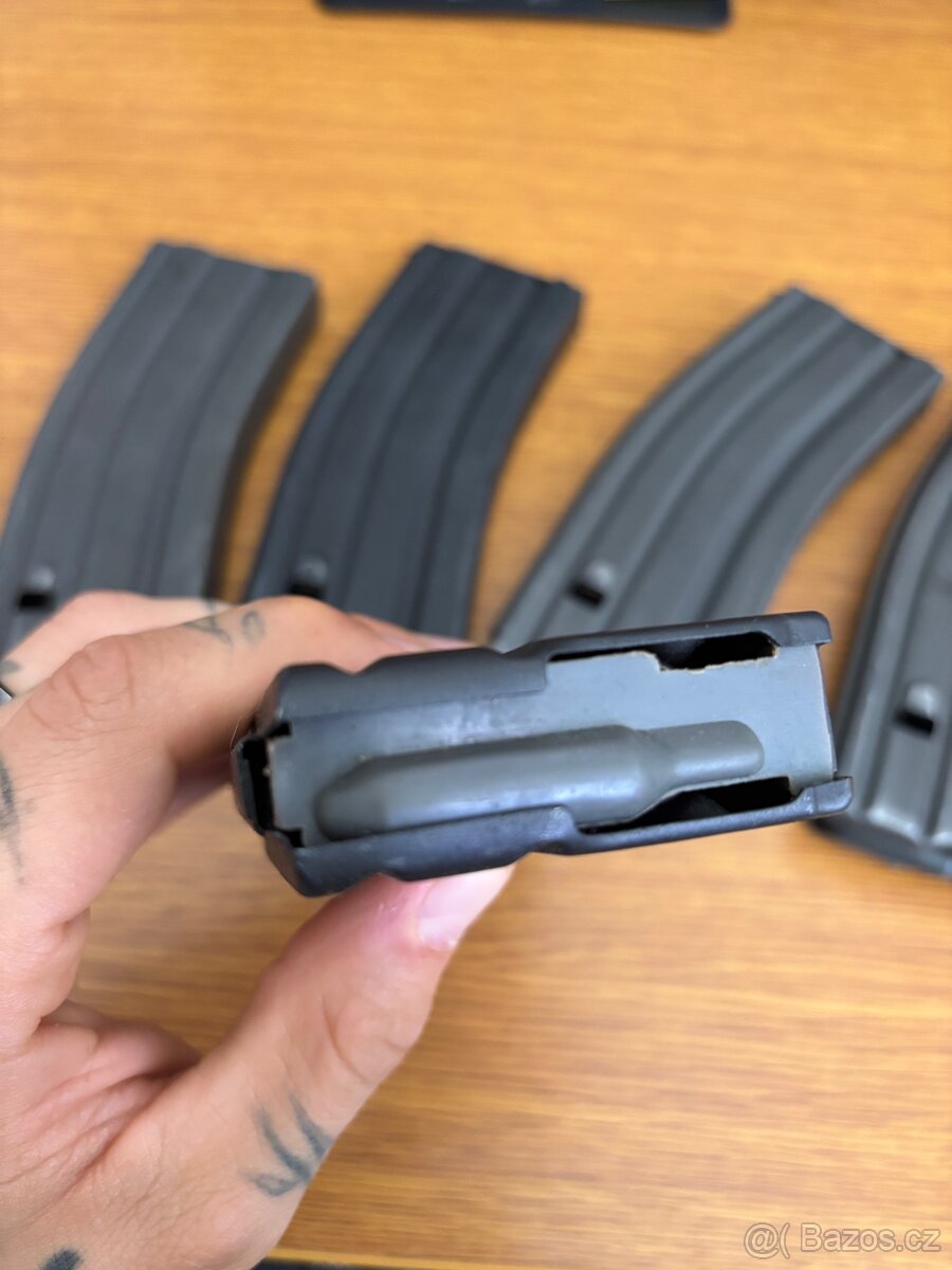 Zásobníky stanag AR-15 kovové 30 ran