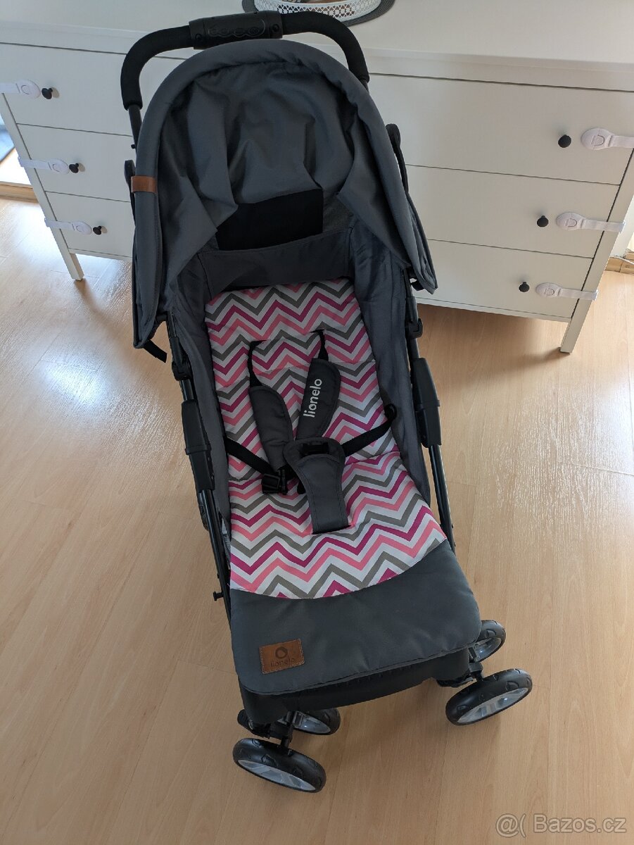 Sportovní kočárek zn. lionelo