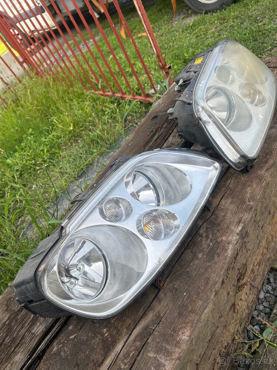 Vw touran přední světla