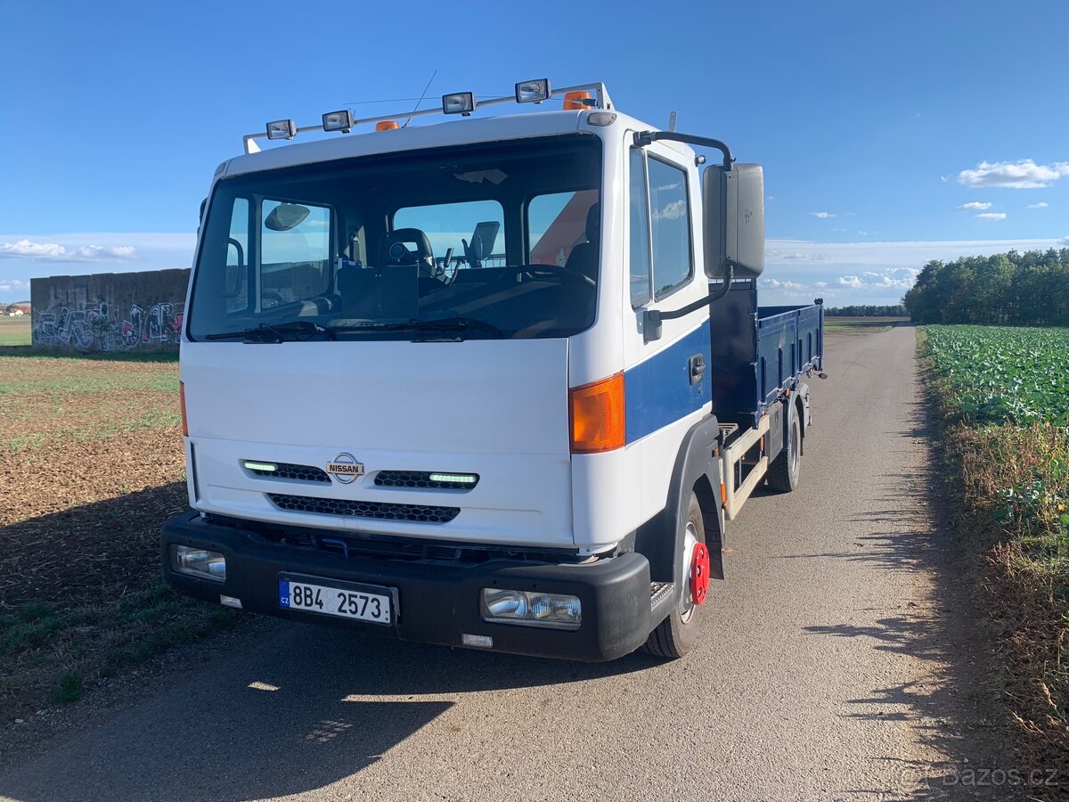 Nissan atleon 165.95 sklápěč s rukou