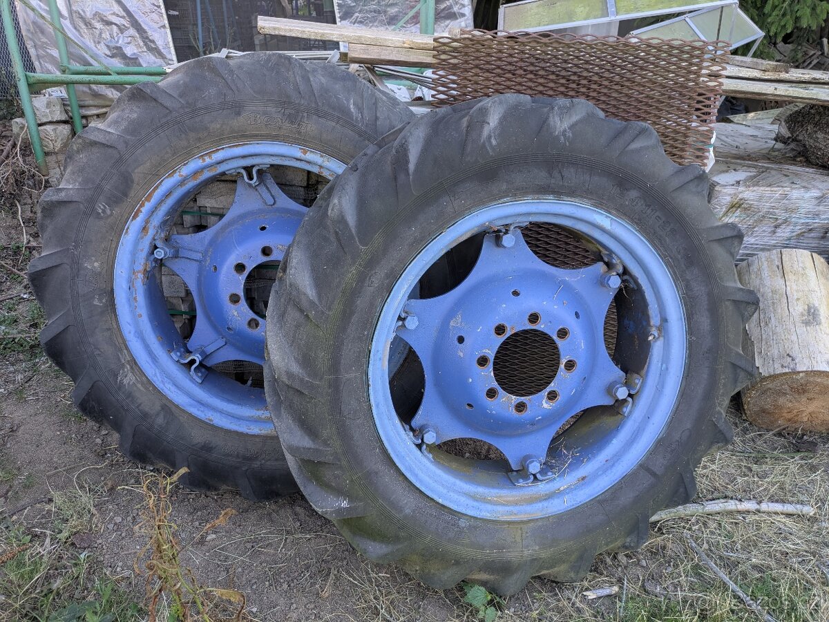 Kola Zetor 3011