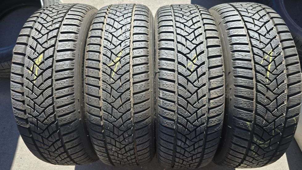 Zimní pneu 205/60/16 Dunlop