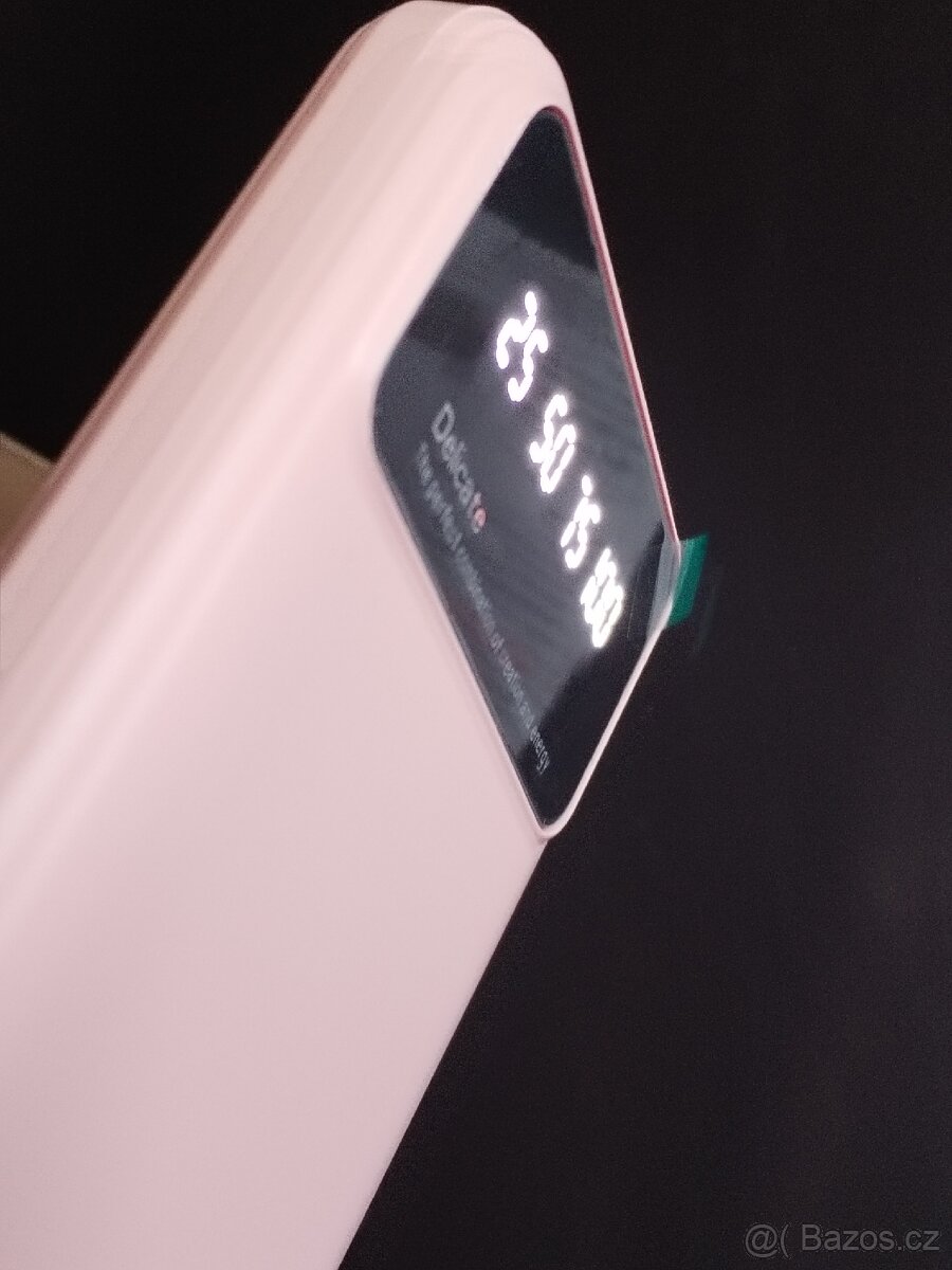 POWEBANKA na dobíjení vašich zařízení kapacita. 10.000 mAh