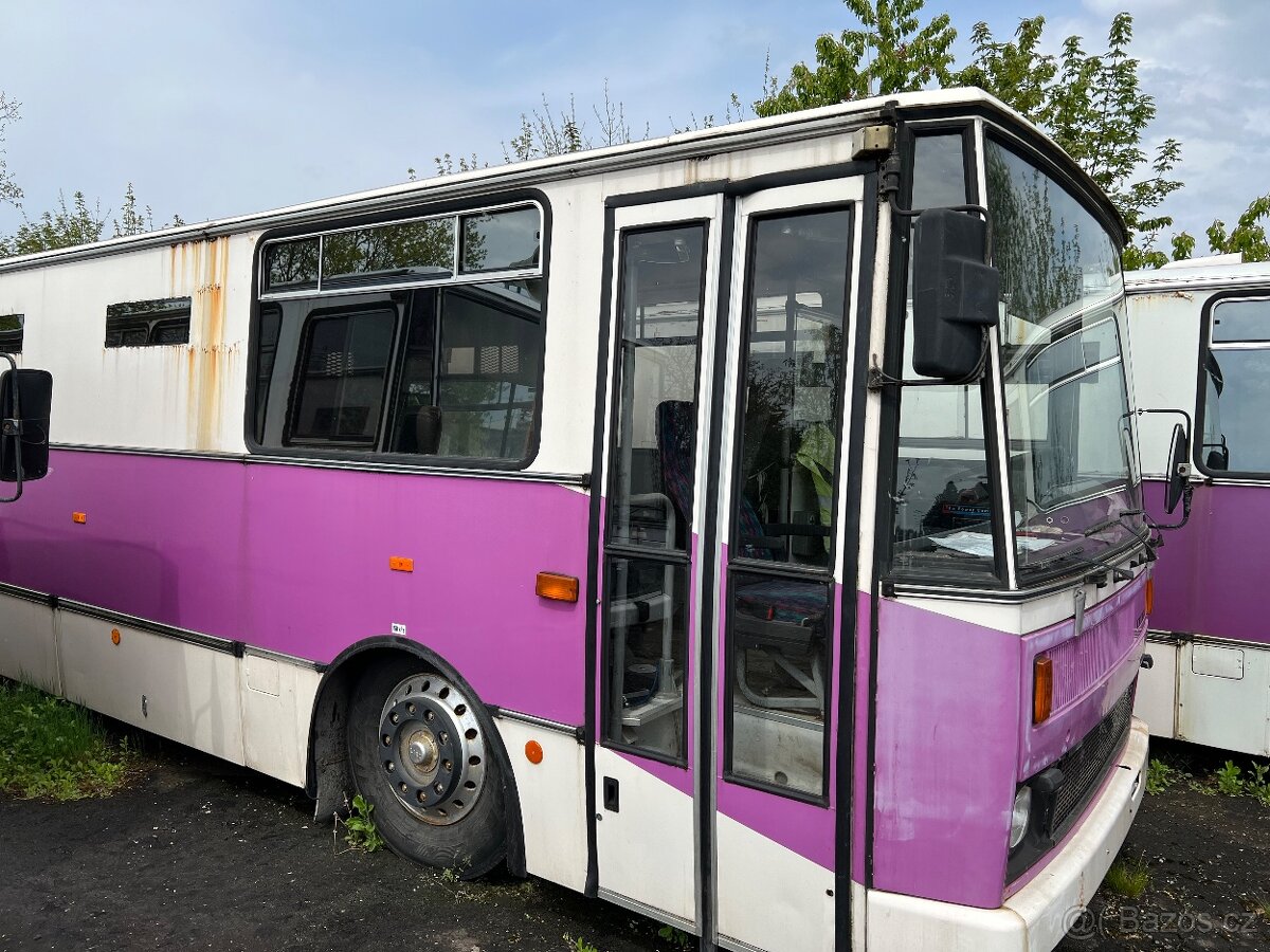 Prodám díly na KAROSU - levně